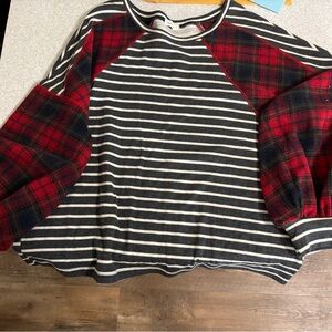 Woman’s large top. Like new. Only wore once.